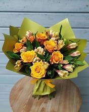 Букет цветов из:  Альстромерии и Розы в Глазове