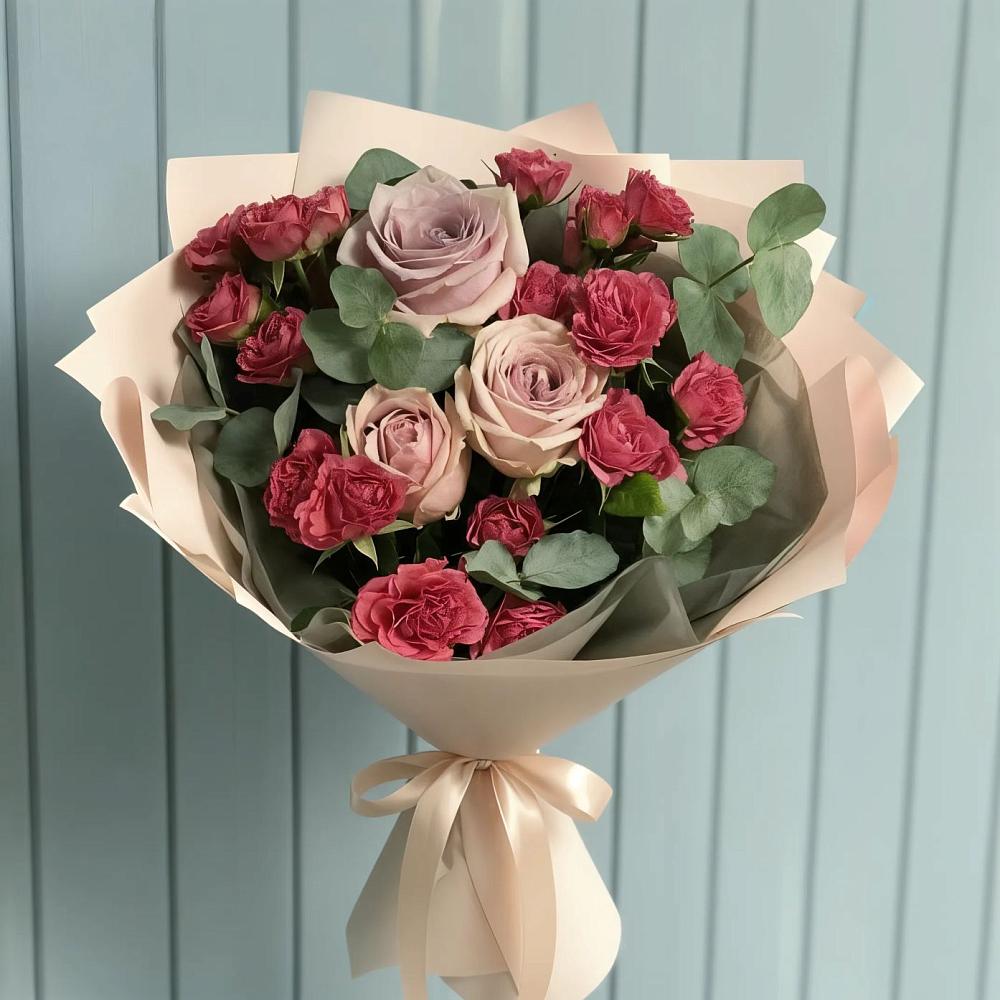 Букет цветов из: Гвоздики и Розы в Глазове