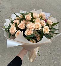 Букет Кремовые розы Латте в Глазове