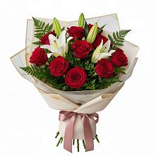 Букет цветов из:  Лилии и Розы #REPLACE_PRED# Глазове