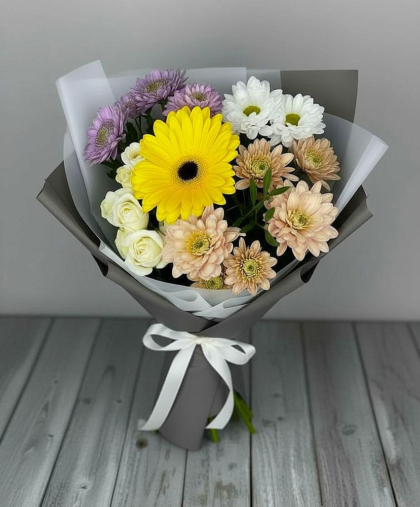 Букет цветов из: Розы, Герберы и Хризантемы в Глазове