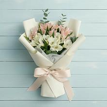 Букет цветов из:  Альстромерии в Глазове