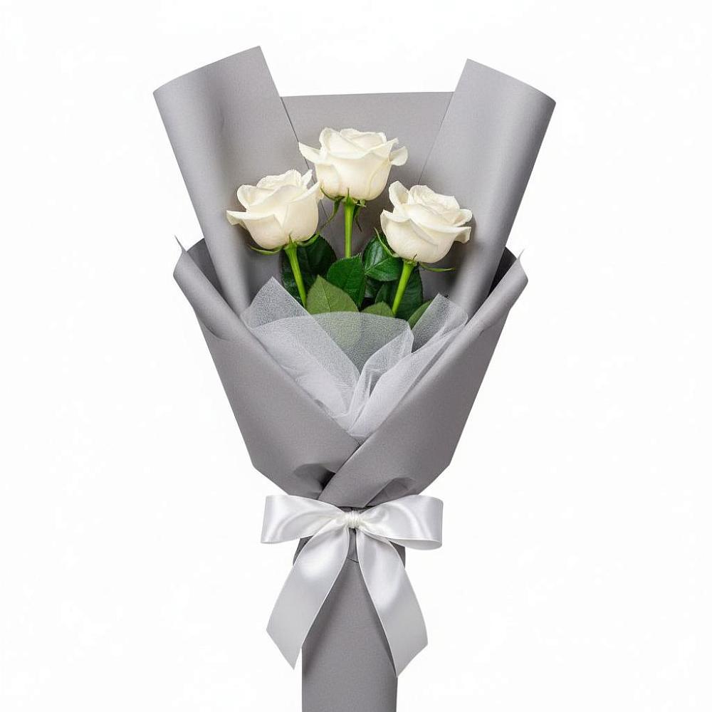 Букет 3 белые розы в Глазове