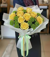 Букет цветов из:  Хризантемы и Розы в Глазове