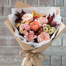 Букет цветов из:  Гвоздики, Хризантемы и Розы в Глазове