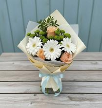 Букет цветов из:  Герберы, Розы и Хризантемы в Глазове