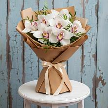 Букет цветов из:  Орхидеи и Розы в Глазове